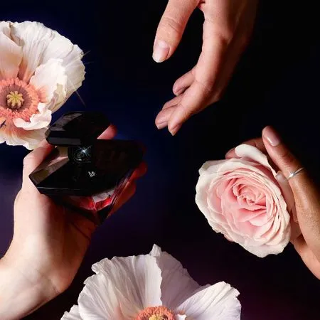 La Nuit Trésor Fleur de Nuit Lancôme Eau de Parfum - Perfume Feminino - 50ml - Imagem 7