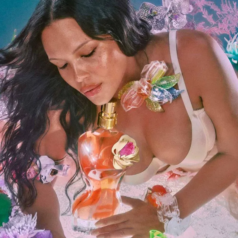 Perfume La Belle Flower Edition Jean Paul Gaultier Feminino Eau de Parfum 100ml - Imagem 3