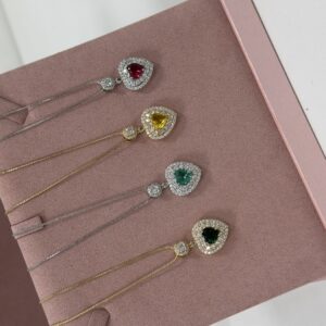 Colar Feminino Dourado Com pingente de gota cravejada em cores Semijoia Antialergica