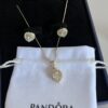 Conjunto colar + brinco dourado inspiração Pandora