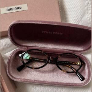 Óculos de Sol Miu Miu 005 Virgínia