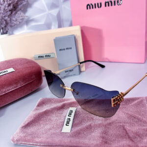Óculos de Sol Miu Miu 039 Preto Claro