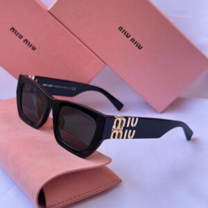 Óculos de Sol Miu Miu Modelo 007