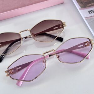 Óculos de Sol Miu Miu Geométrico