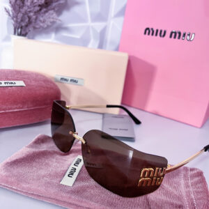 Óculos de Sol Miu Miu 039 Marrom Escuro