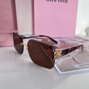 Óculos de Sol Miu 015 Oncinha