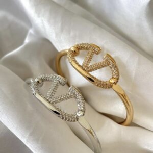 Pulseira Bracelete Valentino V