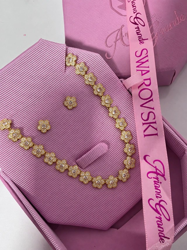 Conjunto de Semijoias Dourada